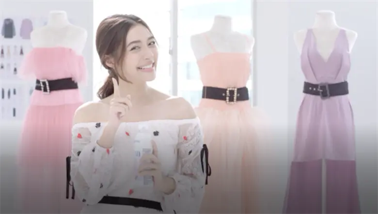 “มิว-นิษฐา” แท็กทีม แบรนด์แฟชั่นไทย “DISAYA” ตามหา 3 สาว Aquafina BiO Girl สวมชุดดีไซน์พิเศษจากเอ็กซ์คลูซีฟคอลเลคชั่น โชว์ความมั่นใจอวดผิวสวยทะลุเลนส์