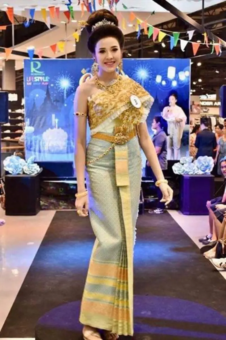 ลอยกระทงปีนี้! ร่วมยินดี เด็กศิลปศาสตร์ ม.ศรีปทุม ชลบุรี คว้า 3 ตำแหน่งกับ 2 เวที นางนพมาศ