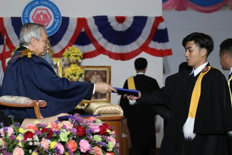 ม.ศรีปทุม ชลบุรีจัดพิธีประสาทปริญญาประจำปีการศึกษา 2561