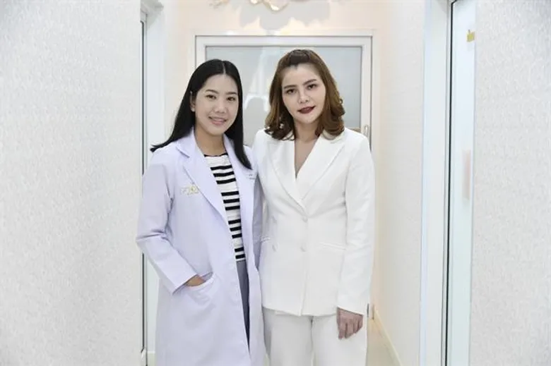 ข่าวซุบซิบ: “น้ำฝน” กลับจากถ่ายพรีเวดดิ้งญี่ปุ่น รุดอัปเดตความสวย “ฟิออร่า คลินิก” ก่อนวันวิวาห์