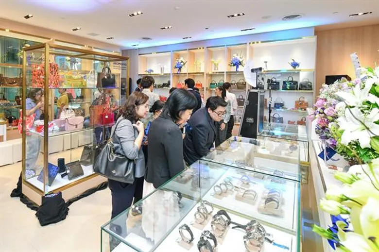 “โคเมเฮียว” ร้านแบรนด์เนมมือสองชื่อดังจากญี่ปุ่น เปิดแฟลกชิพสโตร์แห่งแรกในไทยอย่างเป็นทางการ