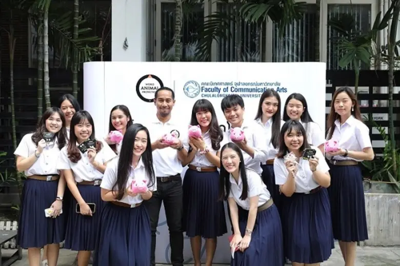 องค์กรพิทักษ์สัตว์แห่งโลก ประเทศไทย ร่วมกับนิเทศ จุฬาฯ จัดนิทรรศการ “เบื้องหลังจานโปรดโหดกว่าที่คิด”