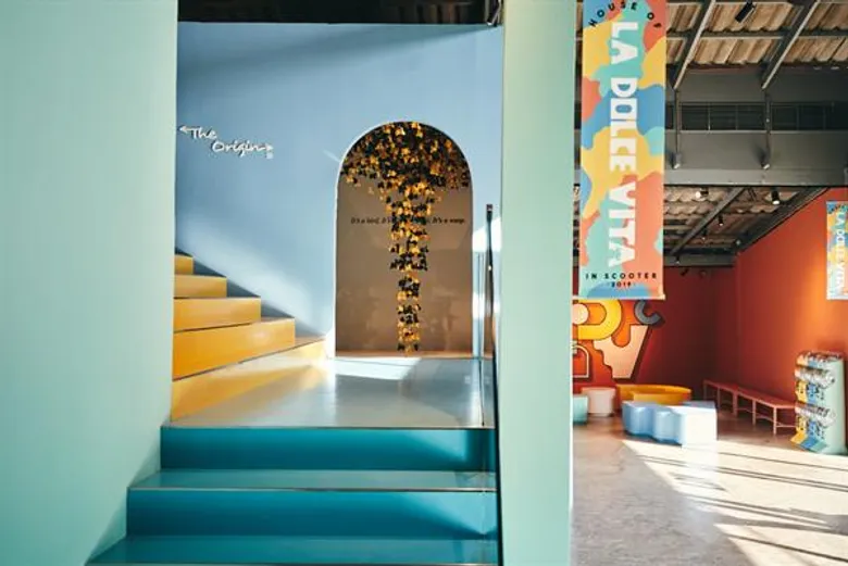 “HOUSE OF LA DOLCE VITA IN SCOOTER 2019” จากโกดังประกอบรถยนต์เก่าในอดีตสู่ Pop-Up Museum แห่งใหม่ใจกลางสุขุมวิท ร่วมสัมผัสสีสันและชีวิตอิสระของโลกแห่งไอคอนนิกสกู๊ตเตอร์ในรูปแบบ Interactive Exhibition