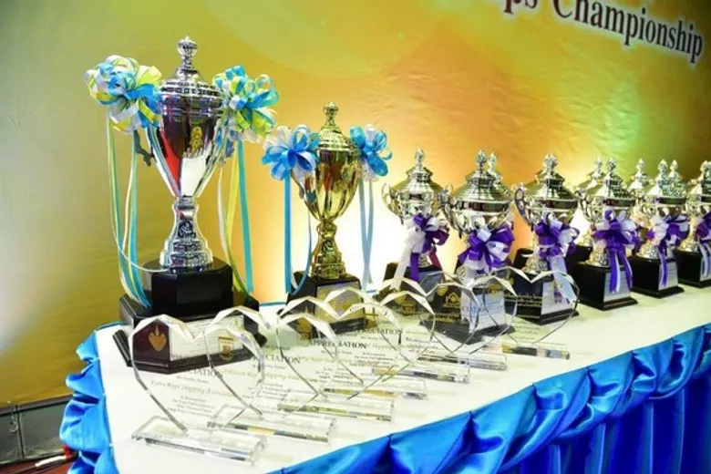 ระเบิดศึกกระโดดเชือกชิงถ้วยพระราชทานครั้งที่ 12