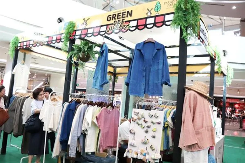 สุดฟิน! คชา นนทนันท์ หอบเพลงใหม่ “ภาพเก่า” เซอร์ไพร์สแฟนๆ ในงาน “GREEN DEE Market ”