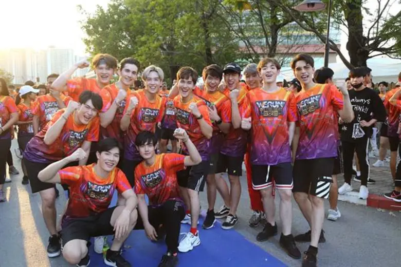 วี ฟิตเนส โซไซตี้ จัดงานเดิน-วิ่งการกุศล “WE RUN IN THE BEAT 2019” คนดังนำทีมวิ่งเพื่อ มูลนิธิ เมเจอร์ แคร์ แด่น้อง ๆ ที่ด้อยโอกาส