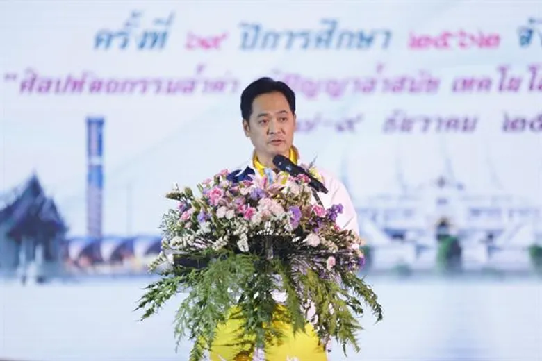 งานศิลปหัตถกรรมภาคกลางและภาคตะวันออก ที่สมุทรปราการเปิดแล้วสุดคึกคัก