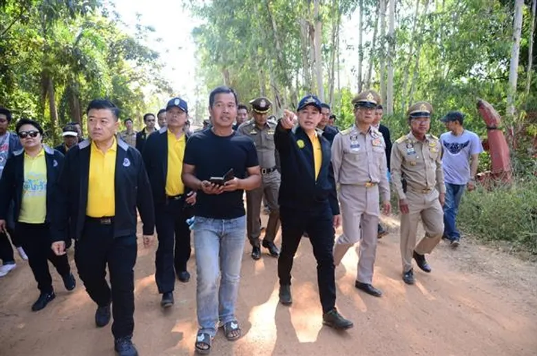 รมช.ธรรมนัส สั่งด่วน ส.ป.ก. รับมอบพื้นที่เบื้องต้นภายหลังประกาศยึดคืนกรณี น.ส.ปารีณา ไกรคุปต์ ครอบครองที่ดินในเขตปฏิรูปที่ดิน