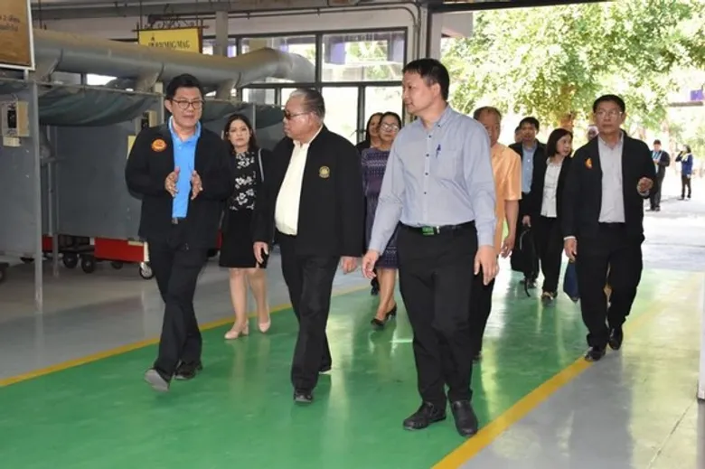 เลขานุการรัฐมนตรีว่าการกระทรวงแรงงาน ลงพื้นที่ตรวจเยี่ยมและมอบแนวทางในการทำงานหน่วยงานสังกัดกระทรวงแรงงานในจังหวัดพิษณุโลก