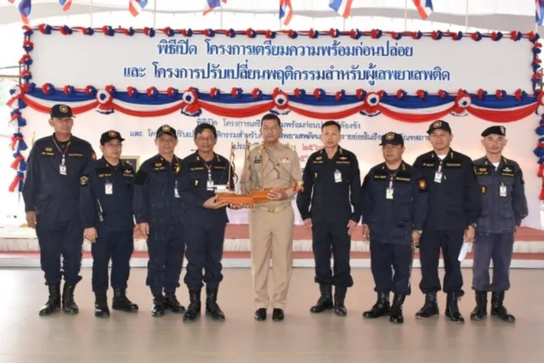 นายสุนทร แก้ววิฬา ผอ.สนพ.กำแพงเพชร ร่วมพิธีเปิดโครงการเตรียมความพร้อมก่อนปล่อย “ผู้ต้องขัง” กลับสู่สังคม