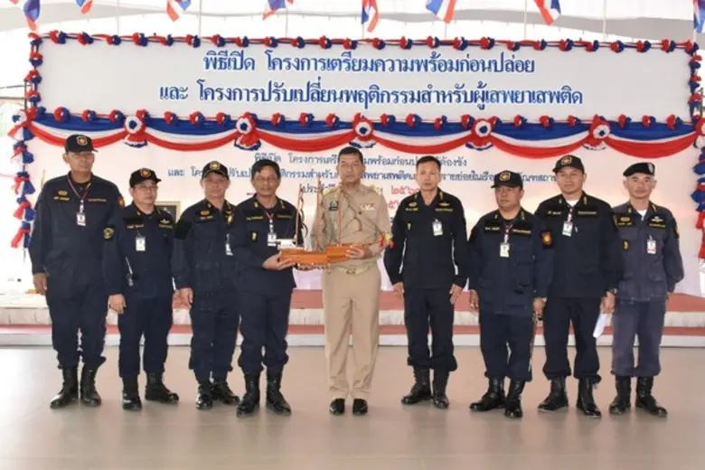 นายสุนทร แก้ววิฬา ผอ.สนพ.กำแพงเพชร ร่วมพิธีเปิดโครงการเตรียมความพร้อมก่อนปล่อย “ผู้ต้องขัง” กลับสู่สังคม