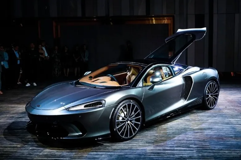 เผยโฉมรถสปอร์ตสุดหรู พร้อมตอบรับกับทุกรูปแบบการใช้ชีวิต ในงานเปิดตัว The New McLaren Grand Tourer ครั้งแรกในประเทศไทย