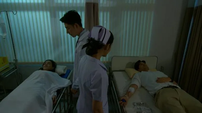 “ฟ้าใส” แพ้รัก ชวน “จูน” ให้สัญญากรีดแขน ลาโลก!!