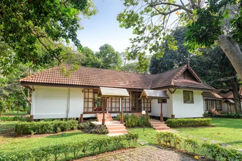 โรงแรมศุภาลัย ป่าสัก รีสอร์ท แอนด์ สปา โร...