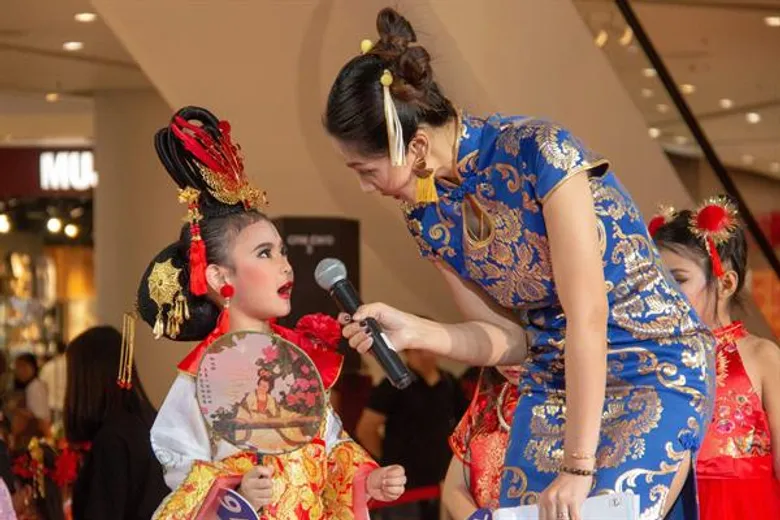 ซีพีเอ็นชูความยิ่งใหญ่ เตรียมฉลองเทศกาลตรุษจีนมหามงคล The Great Chinese New Year 2020 รับทรัพย์ปีหนูทอง ตอกย้ำจับจ่าย ไหว้ กิน เที่ยว ที่เดียวที่ศูนย์การค้าเซ็นทรัลฯ 33 สาขาทั่วประเทศ