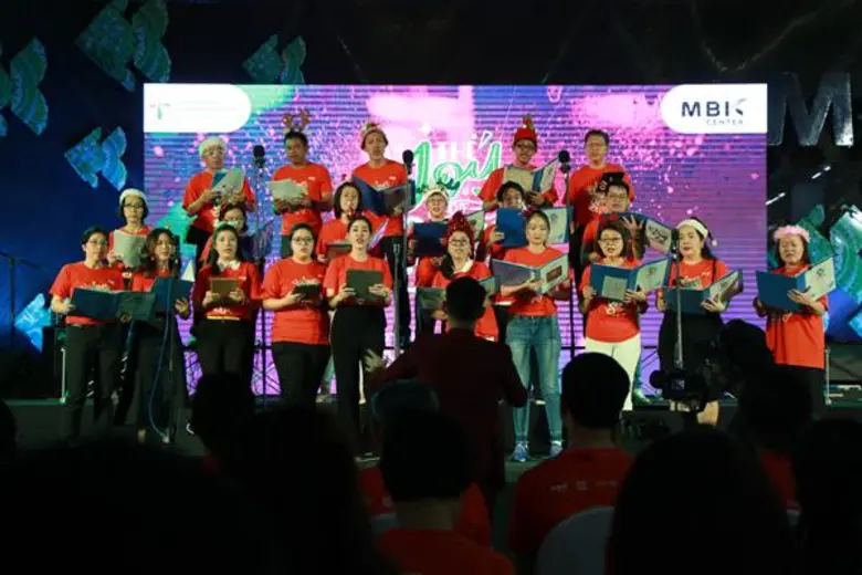 เหล่าศิลปินต้อนรับคริสต์มาสในงาน The Joy of Giving Christmas @เอ็ม บี เค เซ็นเตอร์ ส่งมอบความสุขผ่านการให้ อบอุ่นกับบทเพลงอันไพเราะ