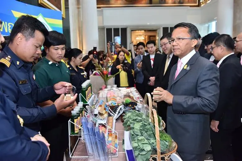 กระทรวงยุติธรรม ร่วมกับ เครื่องสำอางมิสทิน และโครงการปันฝันปันยิ้ม “ให้โอกาสสร้างอาชีพผู้ก้าวพลาด”