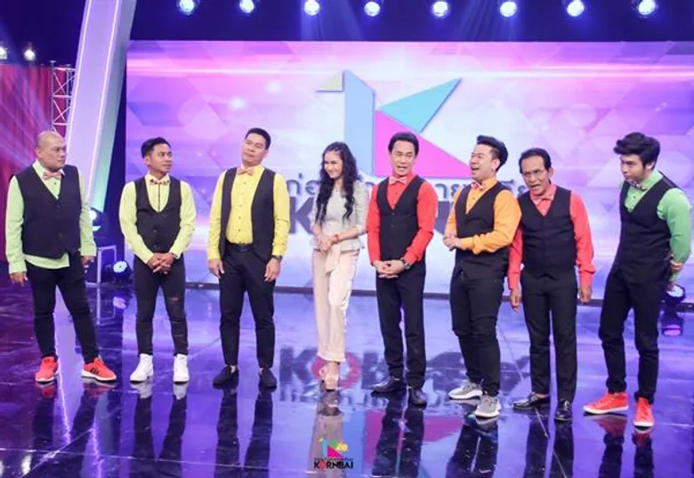 Gossip News: "เป็ด เชิญยิ้ม" และ รายการ“ก่อนบ่ายคลายเครียด” ในปี 2563