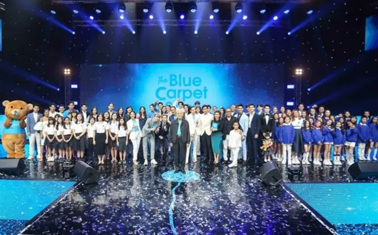 นิชคุณ-แบมแบม นำทัพศิลปินกว่า 40 ชีวิต ร่วมรายการ “เดอะ บลู คาร์เพท โชว์ ฟอร์ ยูนิเซฟ” จับมือรวมพลังช่วยเด็ก ๆ ทั่วโลก ระดมทุนยอดทะลุ 32 ล้านบาท