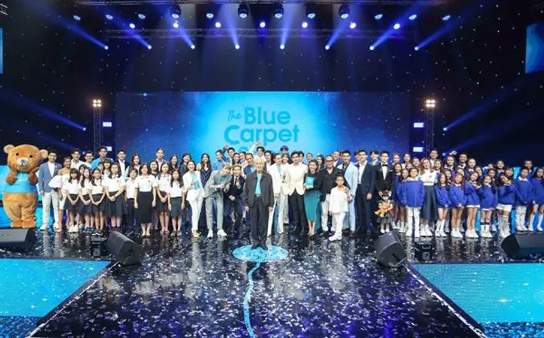 นิชคุณ-แบมแบม นำทัพศิลปินกว่า 40 ชีวิต ร่วมรายการ “เดอะ บลู คาร์เพท โชว์ ฟอร์ ยูนิเซฟ” จับมือรวมพลังช่วยเด็ก ๆ ทั่วโลก ระดมทุนยอดทะลุ 32 ล้านบาท