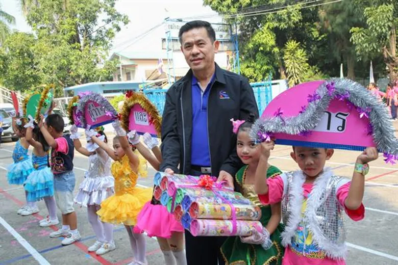 กทพ. สานต่อกิจกรรมวันเด็ก “แบ่งปันรอยยิ้ม แด่น้องริมทางด่วน”