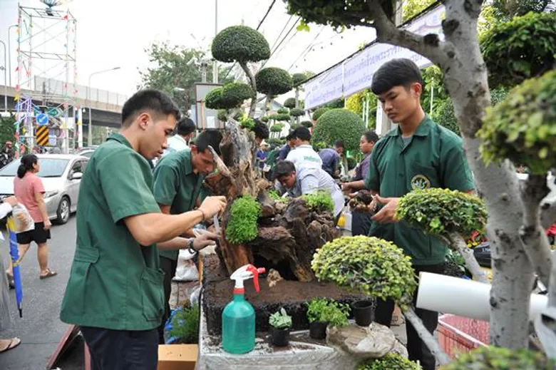 รมว.ศธ. เปิดงานพิธีสมโภชน์พระอาราม 192 ปี วัดประยุรวงศาวาสวรวิหาร