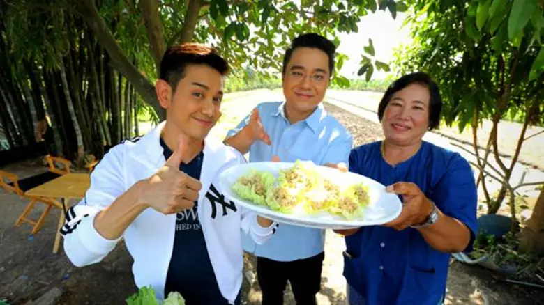 ทีวีไกด์: รายการ “ครัวลั่นทุ่ง” พักดูดวง “หมอช้าง” พาบุกสวนผักกาดขาว กลางกรุง