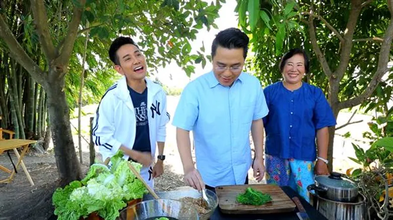 ทีวีไกด์: รายการ “ครัวลั่นทุ่ง” พักดูดวง “หมอช้าง” พาบุกสวนผักกาดขาว กลางกรุง