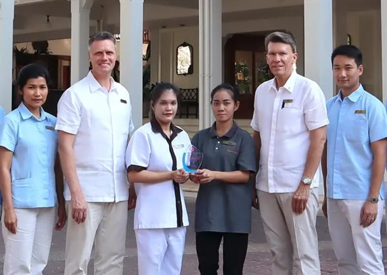 ความภาคภูมิใจต้อนรับปีใหม่ รางวัลสนับสนุนงานคนพิการดีเด่น ณ โรงแรมเซ็นทาราแกรนด์บีชรีสอร์ทและวิลลา หัวหิน