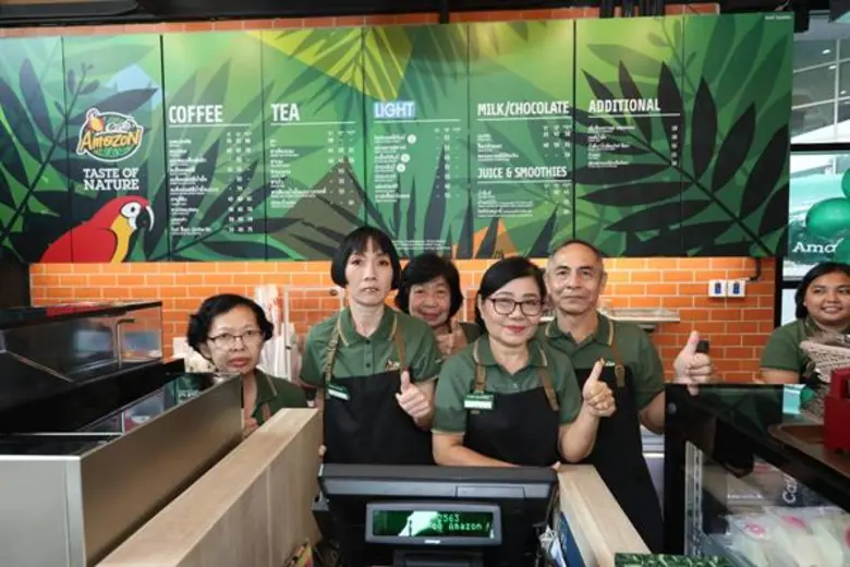โออาร์ เปิดร้าน คาเฟ่ อเมซอน ฟอร์ แช้นส์ สาขาที่ 7 ขยายโอกาสการทำงานและสร้างความเท่าเทียมให้กลุ่มผู้สูงวัย