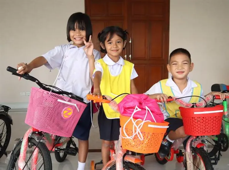 มอบของขวัญ สร้างความสุข สานฝันเยาวชนไทยตัวน้อย โดยโรงแรมเซ็นทาราแกรนด์บีชรีสอร์ทและวิลลา หัวหิน