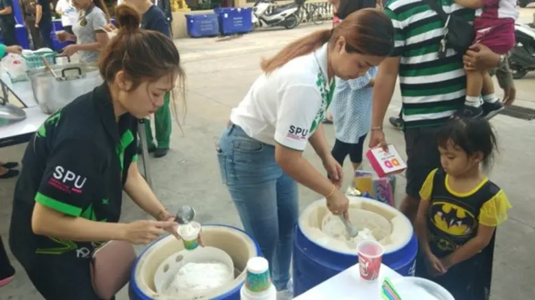 นศ.คณะบัญชี ม.ศรีปทุม จิตอาสาส่งมอบความสุข ร่วมกิจกรรมวันเด็กแห่งชาติ 2563 ชุมชนย่าน สน.บางเขน