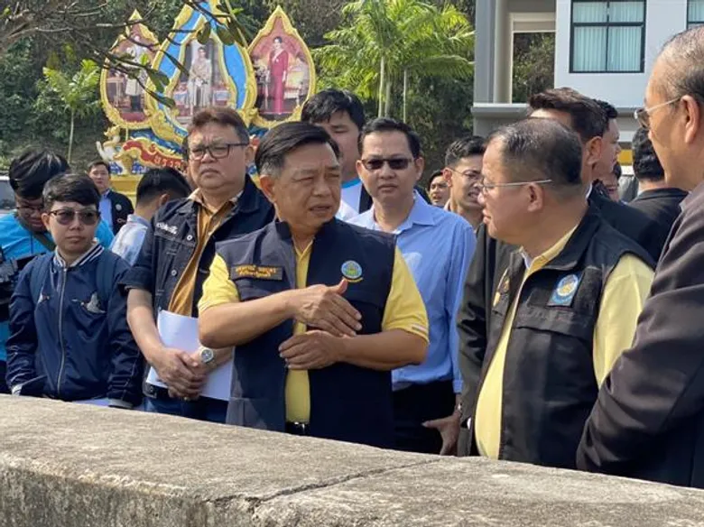 'อลงกรณ์’ นำทีมตรวจอ่างเก็บน้ำภาคตะวันออก เปิดเผยมีน้ำน้อย แต่มั่นใจบริหารจัดการผ่านแล้งได้แน่นอน
