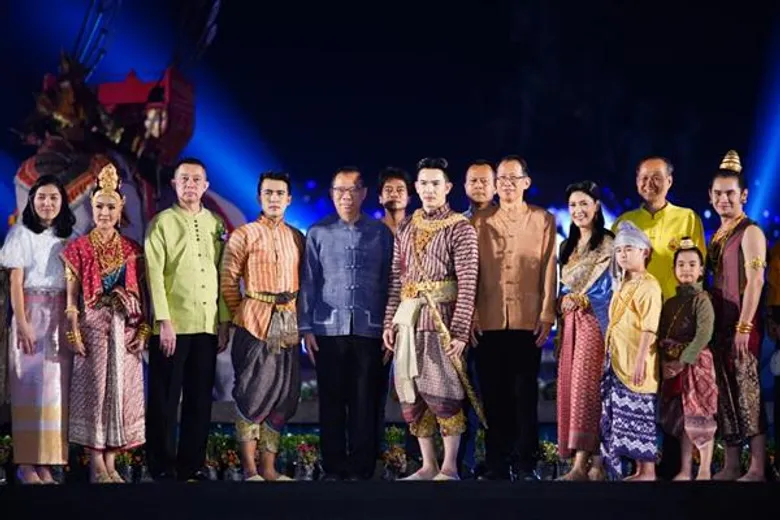 ลำปางจัดงานน้อมรำลึกสมเด็จพระนเรศวรฯ ปี 7 'อั้ม-อธิชาติ’ ปลื้มสวมบทพระนเรศฯ สุดอิน