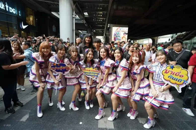 เดินสายโปรโมต ให้คอหนังได้อิ่มเอิมกันถึงก...