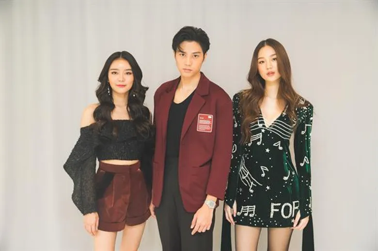 “ย้ง-ทรงยศ” นำทีมผู้บริหาร และตัวแทนนักแสดง เปิดโปรเจกต์ “NADAO ACADEMY” ร่วมค้นหา เด็กฝึก (Trainee) เพื่อพัฒนาเป็นศิลปิน และนักแสดงในสังกัด
