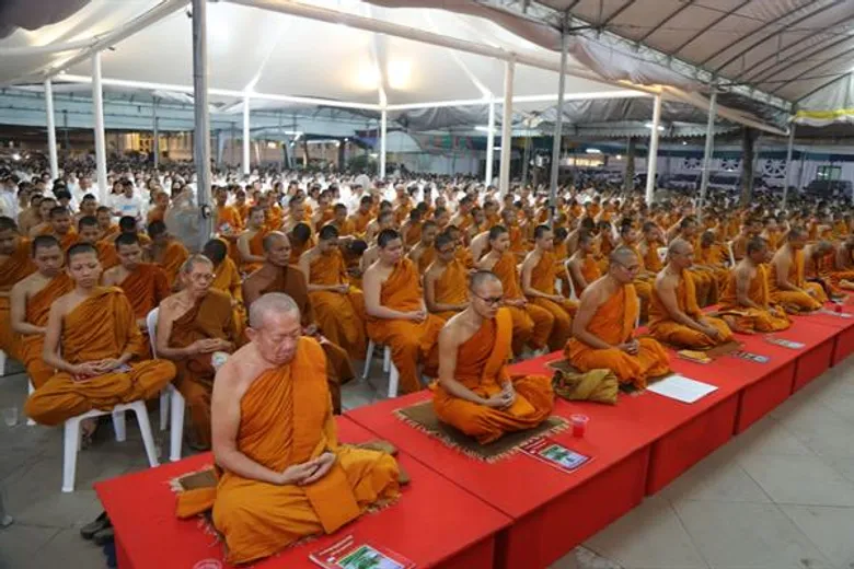 ชาวพุทธทั่วไทย ทั่วโลก นั่งสมาธิพร้อมกัน เป็นเวลา 15 นาที ถวายเป็นอาจาริยบูชา 150 ปีชาตกาล พระอาจารย์มั่น ภูริทัตโต บุคคลสำคัญของโลกสาขาสันติภาพ