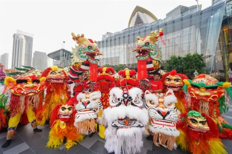 ฉลองตรุษจีนปีหนูทอง มหามงคล สุดยิ่งใหญ่ริมฝั่งแม่น้ำเจ้าพระยา “THE ICONSIAM ETERNAL PROSPERITY CHINESE NEW YEAR 2020” ตื่นตากับสุดยอดโชว์คณะกายกรรมอันดับ 1 จากสาธารณรัฐประชาชนจีน  การแสดงพญามังกรคู่และการเชิดสิงโตสุดอลังจากสมาคมอุปรากรจีน ณ ไอคอนสยาม