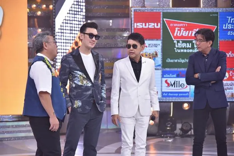 เจ้าพ่อดิสโก้ “บุรินทร์ –สุนทร” ชวนคนวัยเก๋าลุกขึ้นมาขยับรับเดือนแห่งความสุข ใน “กิ๊กดู๋ สงครามเพลงเงินล้าน”