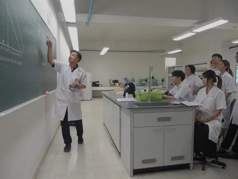 อยากเป็นเด็กวิทย์ มธ. ต้องรู้! กับ 5 เหตุผล ทำไมต้องเรียน SCI-TU หลักสูตรทันสมัย พรั่งพร้อมเทคโนโลยี สังคมดี เรียนจบไม่ตกงาน