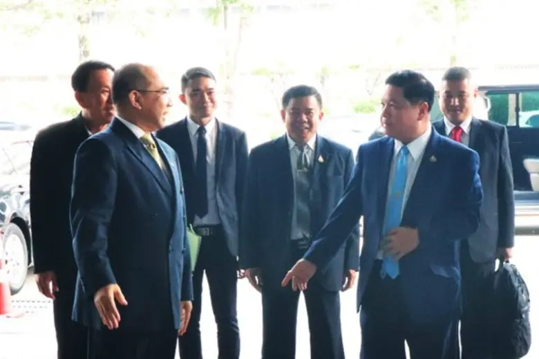วุฒิศักดิ์ พิชญกานต์ ผู้จัดการทั่วไป โรงแรมเซ็นทรา ...