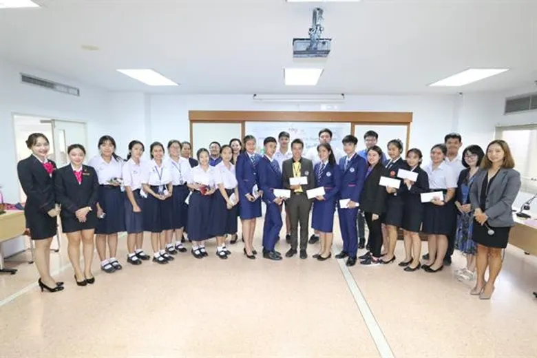 คณะศิลปศาสตร์ ม.ศรีปทุม ชลบุรี จัดหนัก จัดเต็มจริงๆกับการแข่งขันโครงการแข่งขันทักษะภาษาอังกฤษ ภาษาจีน และการท่องเที่ยว ระดับมัธยมศึกษา/ ปวช./เทียบเท่า ชิงถ้วยรัฐมนตรีว่าการกระทรวงการท่องเที่ยวและกีฬา