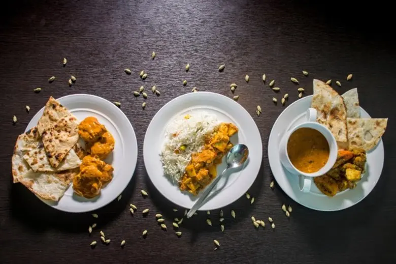 Curry on! เพิ่มสีสันให้บ่ายวันทำงานด้วยอาหารอินเดีย...