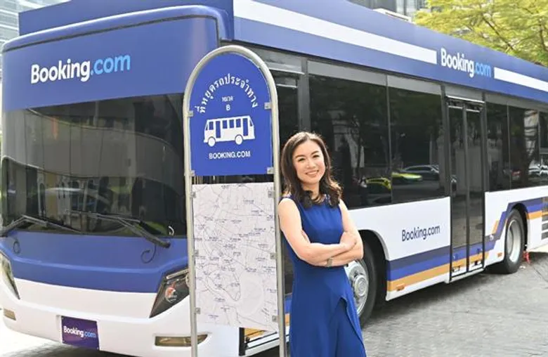 Booking.com เปิดตัว “Bangkok Booking Bus” รถบัสพักได้หนึ่งเดียวในโลกที่ได้รับแรงบันดาลใจมาจากความเป็นไทย มอบประสบการณ์ใหม่ นอนค้างคืนเมืองกรุงฯ ริมแม่น้ำเจ้าพระยา