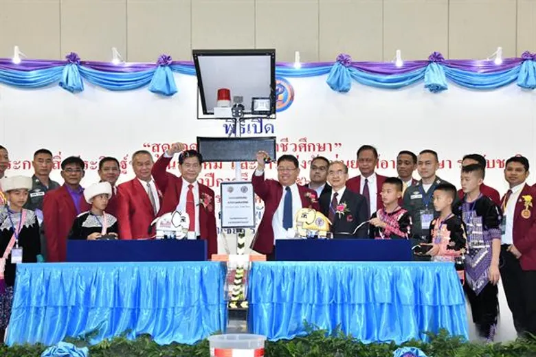 อาชีวะอวด 180 ผลงานสิ่งประดิษฐ์ และแข่งขันหุ่นยนต์ระดับชาติ