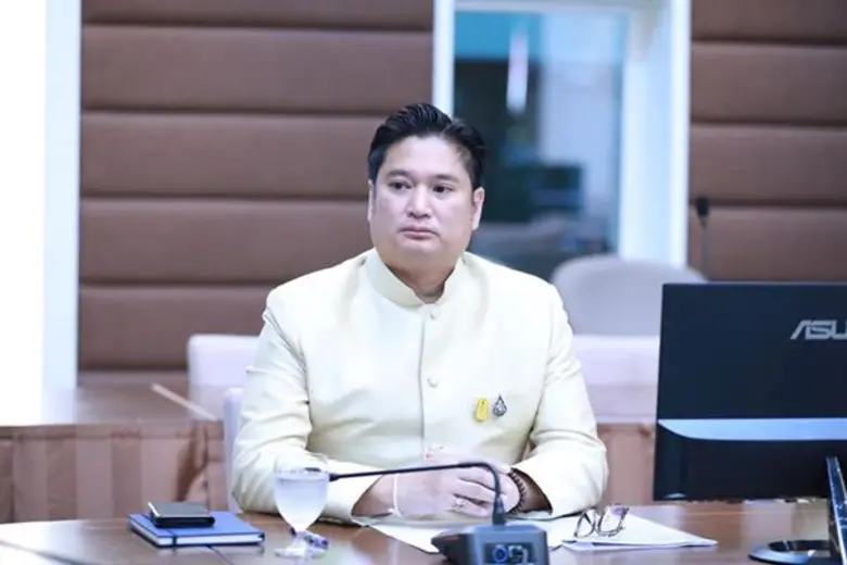 นายระพีภัทร์ จันทรศรีวงศ์ เลขาธิการสำนักง...