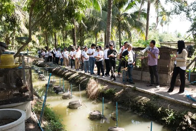 กกพ. จัดกิจกรรม SOLAR EDUCATE TRIP ดึงผู้นำชุมชนเรียนรู้พลังงานสะอาดกับเจ้าของรางวัลระดับโลก ณ. หนองตาแต้ม หมู่บ้านบันดาลไฟ