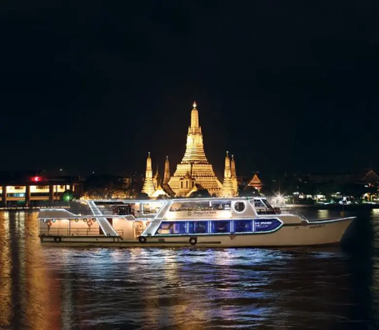 โรงแรมแชงกรี-ลา กรุงเทพฯ มอบประสบการณ์การรับประทานอาหารมื้อค่ำเลิศรสด้วย 2 ข้อเสนอสุดพิเศษ “Enjoy More Pay Less” และ “Delights at Lobby Lounge”