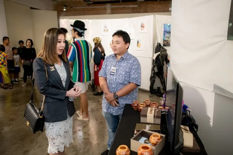 ชมเรื่องราวของ โอ่งมังกรราชบุรี ผ่านงานวิดีโอสารคดีในงาน 30 Loading