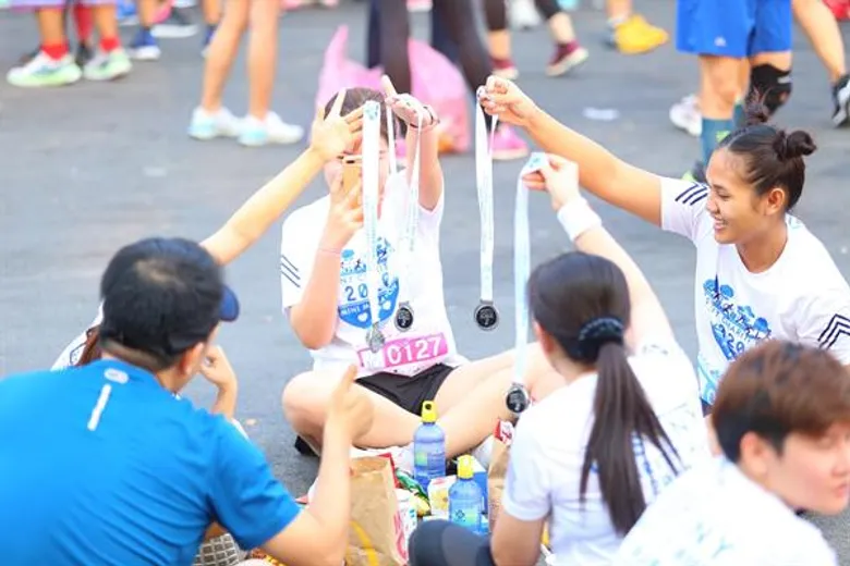 แอฟ ทักษอร นำทีมเดิน-วิ่งการกุศล Destiny Charity RUN 2020 รวมพลังผู้สนใจจำนวนมาก แท็คทีมปันน้ำใจสู่สังคมปีที่ 2